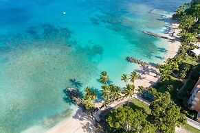 Coral Beach by Blue Sky Luxury