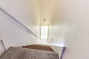 Savoy Apartment ~ 4 Mi to University of Illinois!