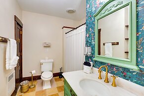 Elegant Oceanfront Maine Estate w/ Gazebo