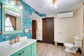 Elegant Oceanfront Maine Estate w/ Gazebo