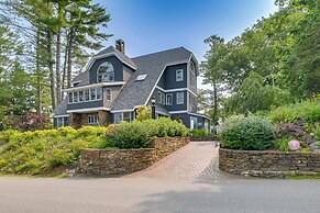 The Beachhouse Retreat w/ Prescot Bay Views!