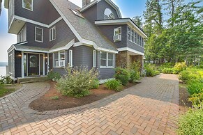 The Beachhouse Retreat w/ Prescot Bay Views!