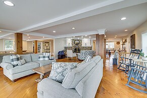 The Beachhouse Retreat w/ Prescot Bay Views!