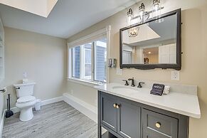 The Beachhouse Retreat w/ Prescot Bay Views!