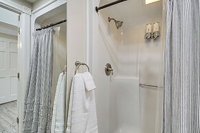 The Beachhouse Retreat w/ Prescot Bay Views!