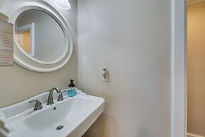 The Beachhouse Retreat w/ Prescot Bay Views!