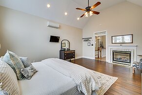 The Beachhouse Retreat w/ Prescot Bay Views!