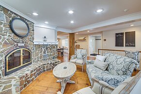 The Beachhouse Retreat w/ Prescot Bay Views!