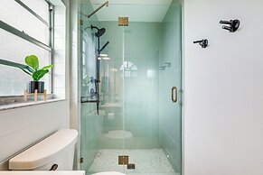 Davis Island Home w/ Lanai: 3 Mi to Downtown Tampa