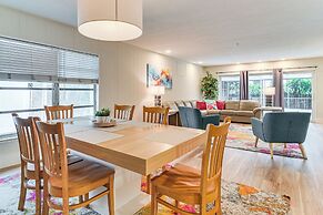 Davis Island Home w/ Lanai: 3 Mi to Downtown Tampa