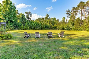 Charming Virginia Retreat w/ Covered Porch & Yard!