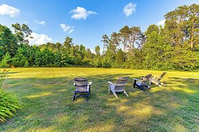 Charming Virginia Retreat w/ Covered Porch & Yard!
