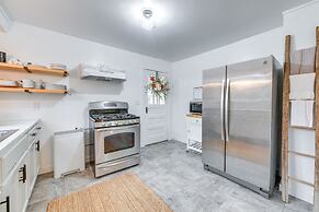 Charming Virginia Retreat w/ Covered Porch & Yard!