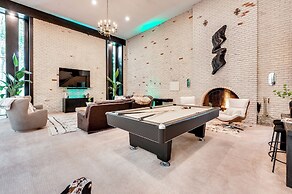 Heated Pool: Tropical Townhome in Wheat Ridge