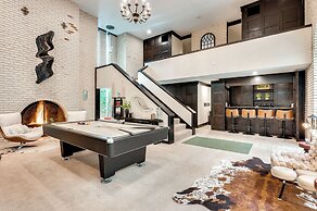 Heated Pool: Tropical Townhome in Wheat Ridge