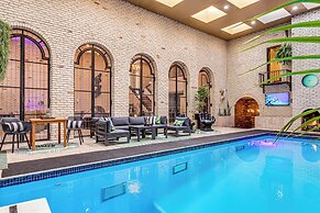 Heated Pool: Tropical Townhome in Wheat Ridge