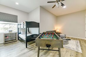 6 Mi to Beach: Modern Rockport Home!