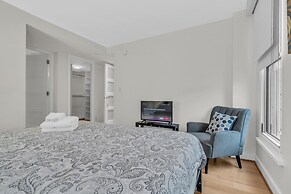 Furnished 2br Apartment In Penn Quarter, Dc 2 Bedroom Apts by RedAwnin