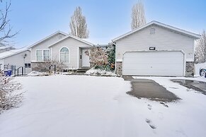 Utah Apartment: 2 Mi to Amphitheatre