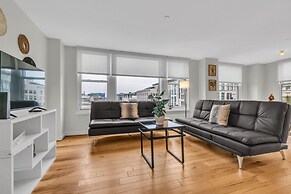 Centrally Located Furnished Apt In Penn Quarter 2 Bedroom Apts by RedA