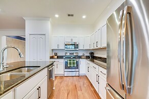 Brooksville Home ~ 12 Mi to Cabot Citrus Farms