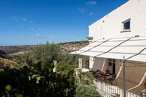 Villa Iris