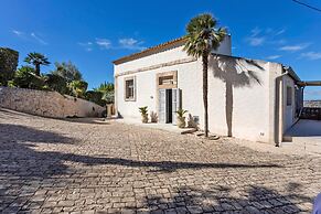Villa Iris