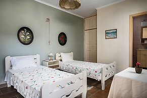 Agaloula Centrally Located Apartments, Lakka