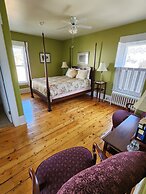 Louisbourg Heritage House