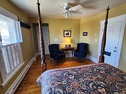 Louisbourg Heritage House