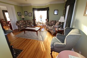 Louisbourg Heritage House