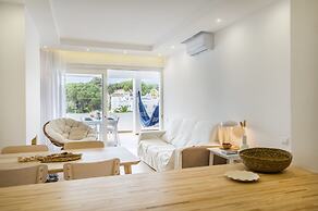 Balaia 3BR Sunny Terrace