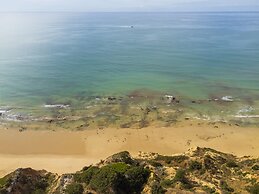 Balaia 3BR Sunny Terrace