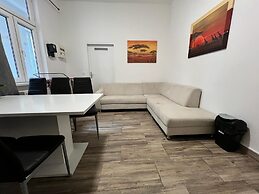 Cozy 3BR shared Apt. Wien Simmering
