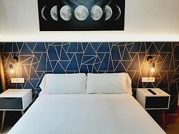 Hostal Laia by gaiarooms