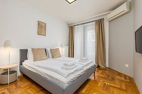 Venus Apartments - Synagogue I