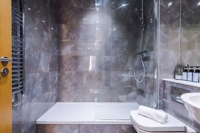 Remarkable 2-bed Apartment in Birmingham