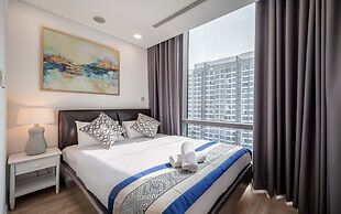 LANDMARK 81 Luxury Riverside Retreat