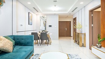 LANDMARK 81 Luxury Riverside Retreat