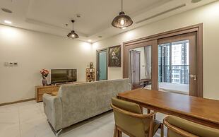 LANDMARK 81 Luxury Riverside Retreat