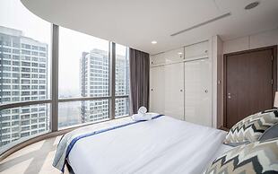 LANDMARK 81 Luxury Riverside Retreat