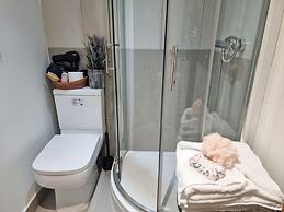 4Bed 3Bath - 8min to London Bridge