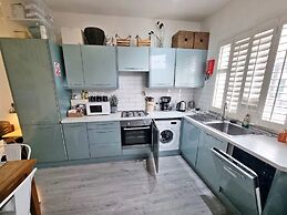 4Bed 3Bath - 8min to London Bridge