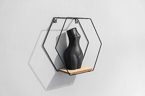 Hotel Comforts & Home Conveniences -sleeps 8