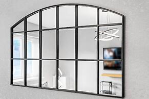 Hotel Comforts & Home Conveniences -sleeps 8