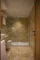 Villaqua Boutique Hotel