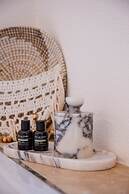 Villaqua Boutique Hotel