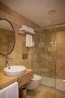 Villaqua Boutique Hotel