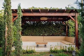 Villaqua Boutique Hotel