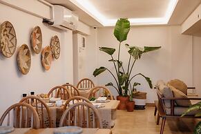 Villaqua Boutique Hotel